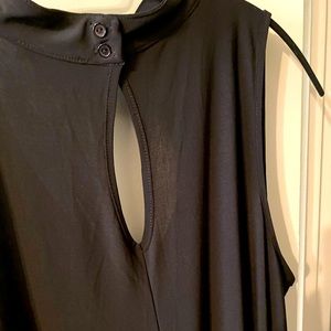 That black dress in the closet ❤️